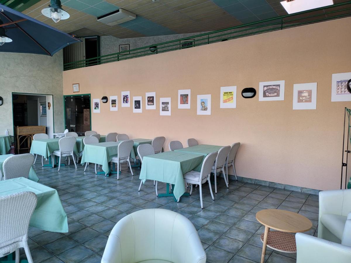 L'Auberge De L'Olive ดอมปิแอร์-ซัวร์-เบส์เบรอ ภายนอก รูปภาพ